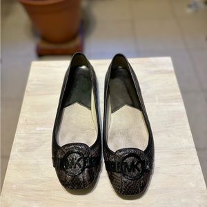 Michael Kors flats